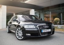 AUDI A8  4.2 V8 quattro tiptronic - 246.00kW