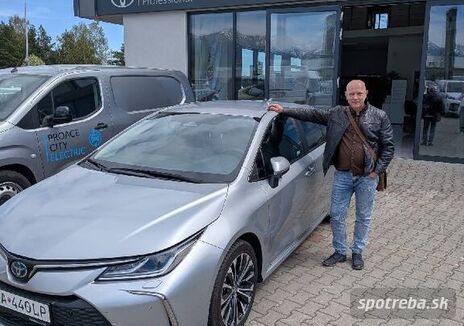 Corolla 1.8 hybrid aktive e-cvt - 72kw