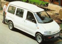 NISSAN Vanette  Cargo 2.3 D, bus - 55.00kW