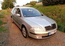 ŠKODA  Octavia Combi 2.0 TDI Elegance