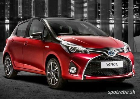 TOYOTA Yaris  HSD