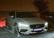 VOLVO V60  CC D4 2.0L Cross Country A/T AWD - 140kW